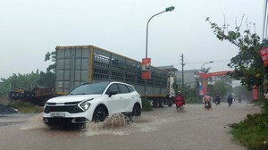 Thủ đô Hà Nội tiếp tục có mưa rào và dông