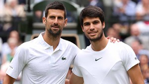 Djokovic đối đầu Alcaraz: 5 cuộc chiến, kẻ tám lạng người nửa cân