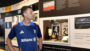 Thiago Motta sẽ làm mới Juventus thế nào?