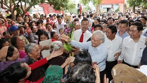 Tổng Bí thư Nguyễn Phú Trọng - Nhà lãnh đạo được nhân dân yêu mến