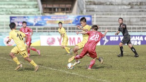 Chuyển nhượng V-League: Ảo ảnh và sự hào nhoáng giả tạo