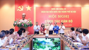 Bà Bùi Thị Minh Hoài được bầu làm Trưởng đoàn đại biểu Quốc hội thành phố Hà Nội