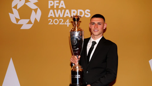 Phil Foden giành giải thưởng cá nhân thứ 4 sau mùa giải bùng nổ với Man City