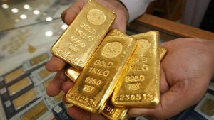 Giá vàng chững đà tăng khi đồng USD mạnh lên