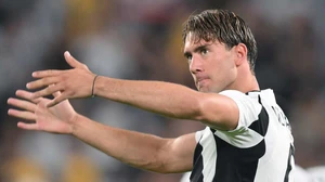 Juventus lại hòa vì không thể chỉ trông vào Vlahovic