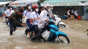 Ứng phó bão số 3: Các địa phương cho học sinh nghỉ học, kiểm tra nơi xung yếu