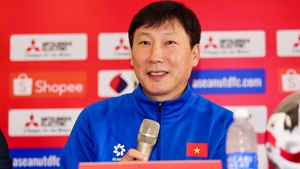 HLV Kim Sang Sik: ‘Thái Lan là ngọn núi cao nhưng có thể vượt qua’