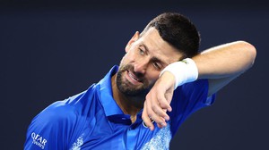 Djokovic tố cáo bị nhiễm độc chì và thủy ngân ở Australia, chuyên gia y tế nói gì?