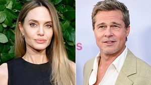 Angelina Jolie mong Brad Pitt 'ngừng công kích' sau cuộc chiến ly hôn kéo dài