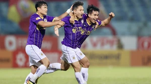 Vòng 11 V-League 2024/25: Cơ hội cho Hà Nội FC soán ngôi Nam Định