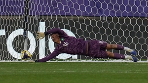 Thủ môn số 3 vào sân chỉ để bắt luân lưu, đại diện châu Phi vào chung kết U20 thế giới gặp đội 6 lần vô địch