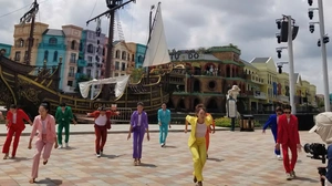 Lan tỏa tinh thần đoàn kết qua vũ điệu 'Tay trong tay - Hand in hand'