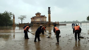 Huế ban hành điện hỏa tốc khắc phục hậu quả mưa lũ đặc biệt lớn