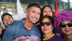 HLV Hà Nội FC Harry Kewell được chào đón nồng nhiệt khi sang Việt Nam