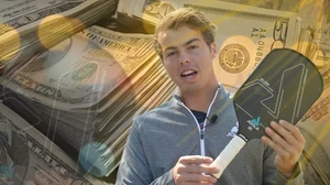 Vì sao vợt pickleball chính hãng lại đắt đến vậy?