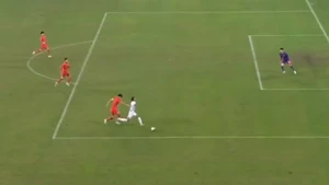 Truyền thông Trung Quốc thừa nhận sự thật khi U22 Việt Nam bị từ chối 11m