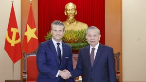 Tổng Bí thư Tô Lâm tiếp Bộ trưởng Chiến tranh Hoa Kỳ Pete Hegset