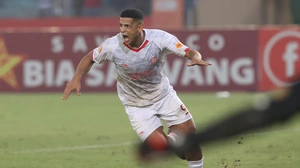 CAHN thành 'cựu vương' Cúp quốc gia theo cách khó tin