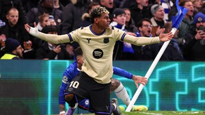 Quan điểm: Barcelona đang có cả núi vấn đề