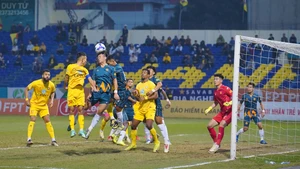 HAGL khiến cuộc đua trụ hạng V-League thêm khó lường 