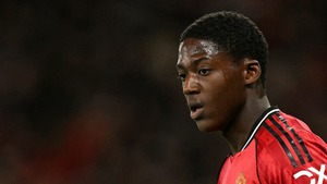 Bi kịch Kobbie Mainoo ở MU