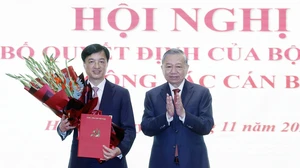 Đồng chí Nguyễn Duy Ngọc giữ chức Bí thư Thành uỷ Hà Nội