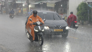 Từ đêm 8/11 mưa lớn ở khu vực từ Thanh Hóa đến Hà Tĩnh có xu hướng giảm