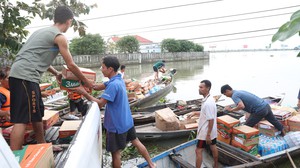 Khắc phục bão số 13: Đà Nẵng tập trung hỗ trợ các gia đình bị thiệt hại nặng