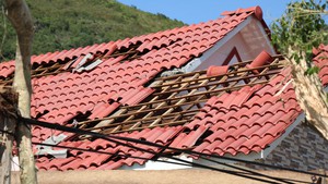 Bão số 13 làm sập, hư hỏng hơn 26.470 căn nhà và gây nhiều thiệt hại