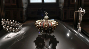 Triển lãm trang sức Hoàng gia tại Paris (Pháp)