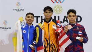 Hy hữu ở SEA Games 2025 khi 2 VĐV cùng chia sẻ huy chương vàng
