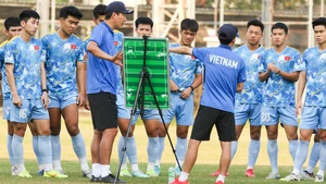 Tin nóng bóng đá Việt hôm nay 18/12: U22 Việt Nam tự tin đánh bại U22 Thái Lan; Đội tuyển nữ Việt Nam được thưởng 400 triệu cho HCB