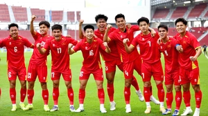 Cùng chờ tin chiến thắng từ U22 Việt Nam