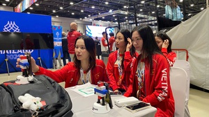 Sau sàn đấu là TikTok: Nữ kiếm thủ Việt Nam ghi dấu khoảnh khắc trẻ trung tại SEA Games 2025