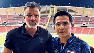 CĐV xứ chùa vàng yêu cầu Kiatisuk dẫn dắt tuyển trẻ Thái Lan sau trận thua U22 Việt Nam ở SEA Games