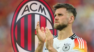 AC Milan đừng chôn vùi mùa giải trên bàn đàm phán