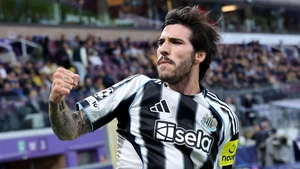 Juventus mơ về Sandro Tonali