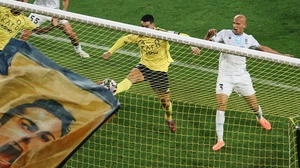 Ronaldo Lập Cú Đúp Để Tiến Sát Mốc 1000 Bàn, Được Ca Ngợi Là Chân Sút Vĩ Đại Nhất Lịch Sử