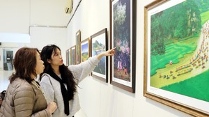 Triển lãm ảnh "Việt Nam - Đất nước, con người"
