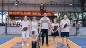 Bỏ lớp bồi dưỡng chính trị đi chơi pickleball, bí thư xã và hai cán bộ bị kỷ luật 