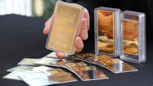 Giá vàng, bạc sắp khép lại năm 2025 với mức tăng kỷ lục