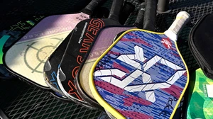 Những cây vợt pickleball đắt nhất thị trường hiện nay, có mẫu lên tới 260 triệu đồng