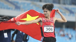 SEA Games 33: Tuyển thủ điền kinh Nguyễn Trung Cường sẽ lại ngạo nghễ trên đường đua?