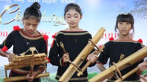 Nhạc cụ bằng Tre – nét văn hóa đặc sắc của người Ê Đê ở Đắk Lắk