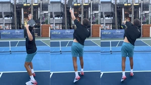 Tại sao những cú smash pickleball của bạn ra ngoài? Khắc phục ra sao?