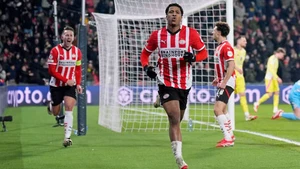 Juventus thua bàn quyết định ở hiệp phụ, bị PSV Eindhoven loại khỏi cúp C1