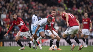 Soi Kèo bóng đá hôm nay 2/2: MU vs Crystal Palace, Arsenal vs Man City