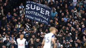 Cafe đầu tuần: Khi Tottenham muốn được gọi là Spurs