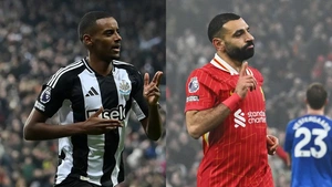 Liverpool vs Newcastle: Ngày Salah đọ tài Isak