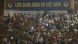 Bóng đá Việt Nam: Từ Gò Đậu nhìn về sân Thống Nhất
